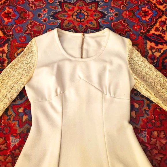 Vintage 60s Bell Sleeve Gogo Dress - Picture 3 of 5